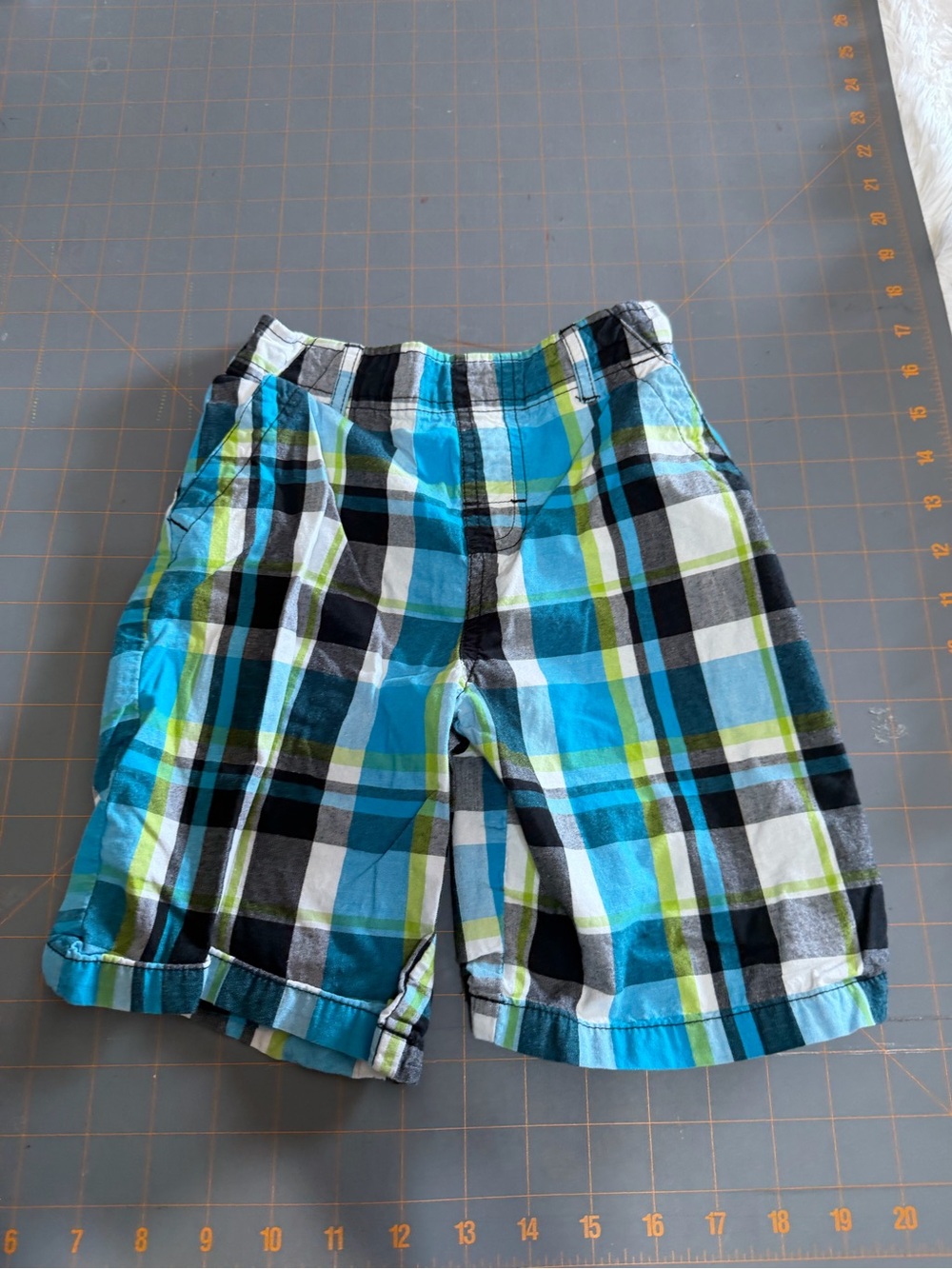 Garanimals Blue Plaid Flat-Front kids Shorts with Lime and Black 5